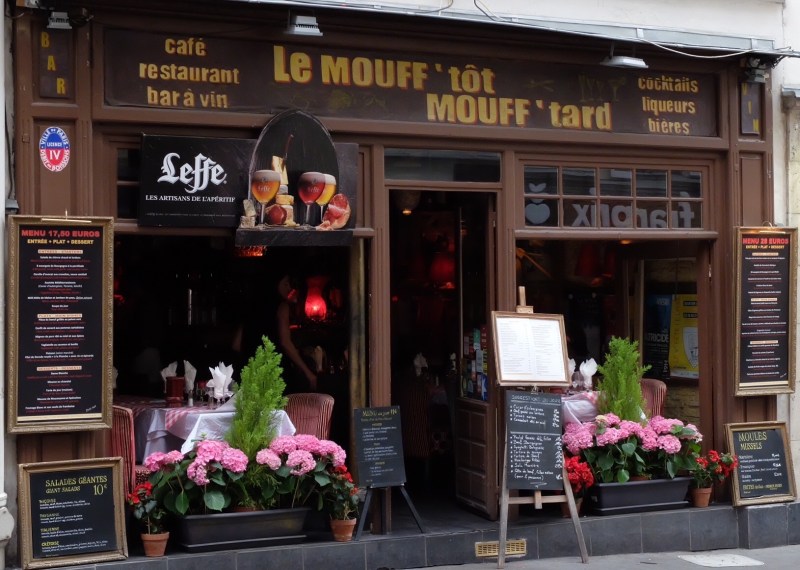 The Rue was too skinny for outdoor seating but the fold back windows with gardens made for a unique setting.