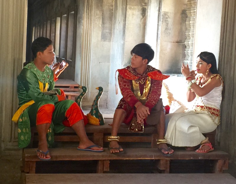 Ruth snapped this shot of the local artist getting ready for a days work at Angkor Wat